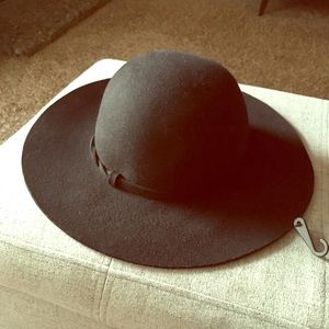 Apt 9 Adjustable Woman’s Hat